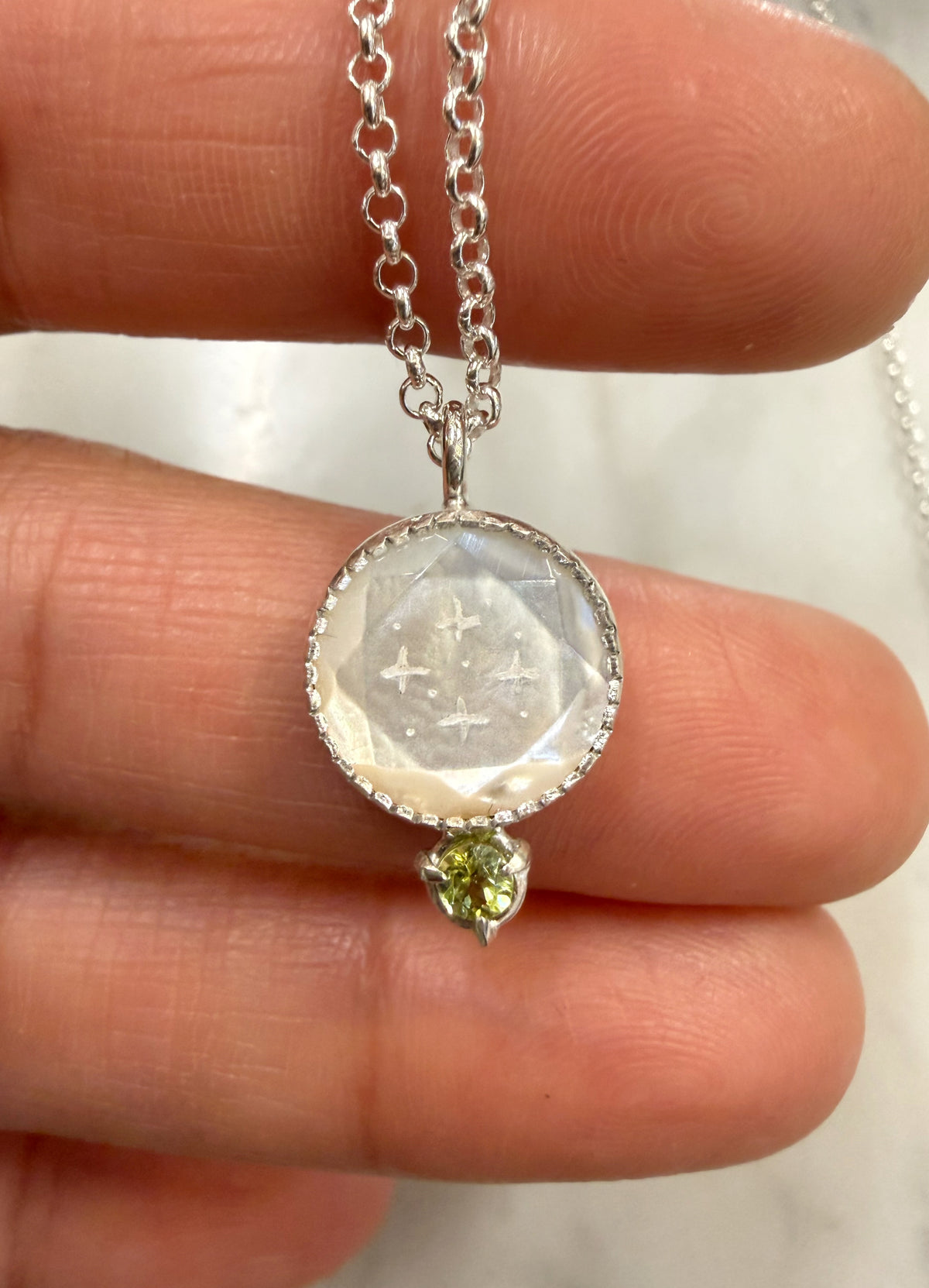 Etched Mother of Pearl Necklace with Peridot
