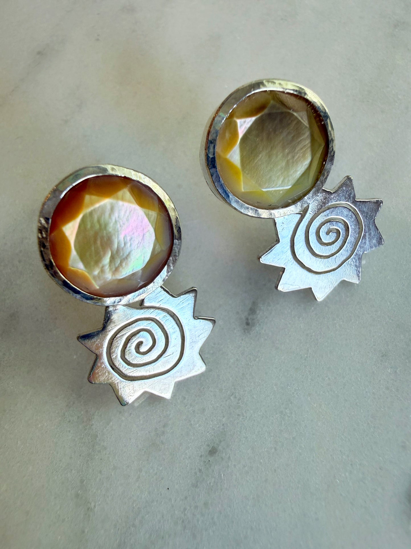 Sun Spiral & MOP studs