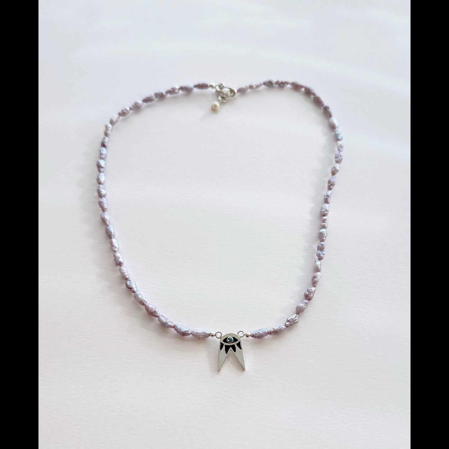 Woodpecker Forked Eye Blue Apatite & Pearl