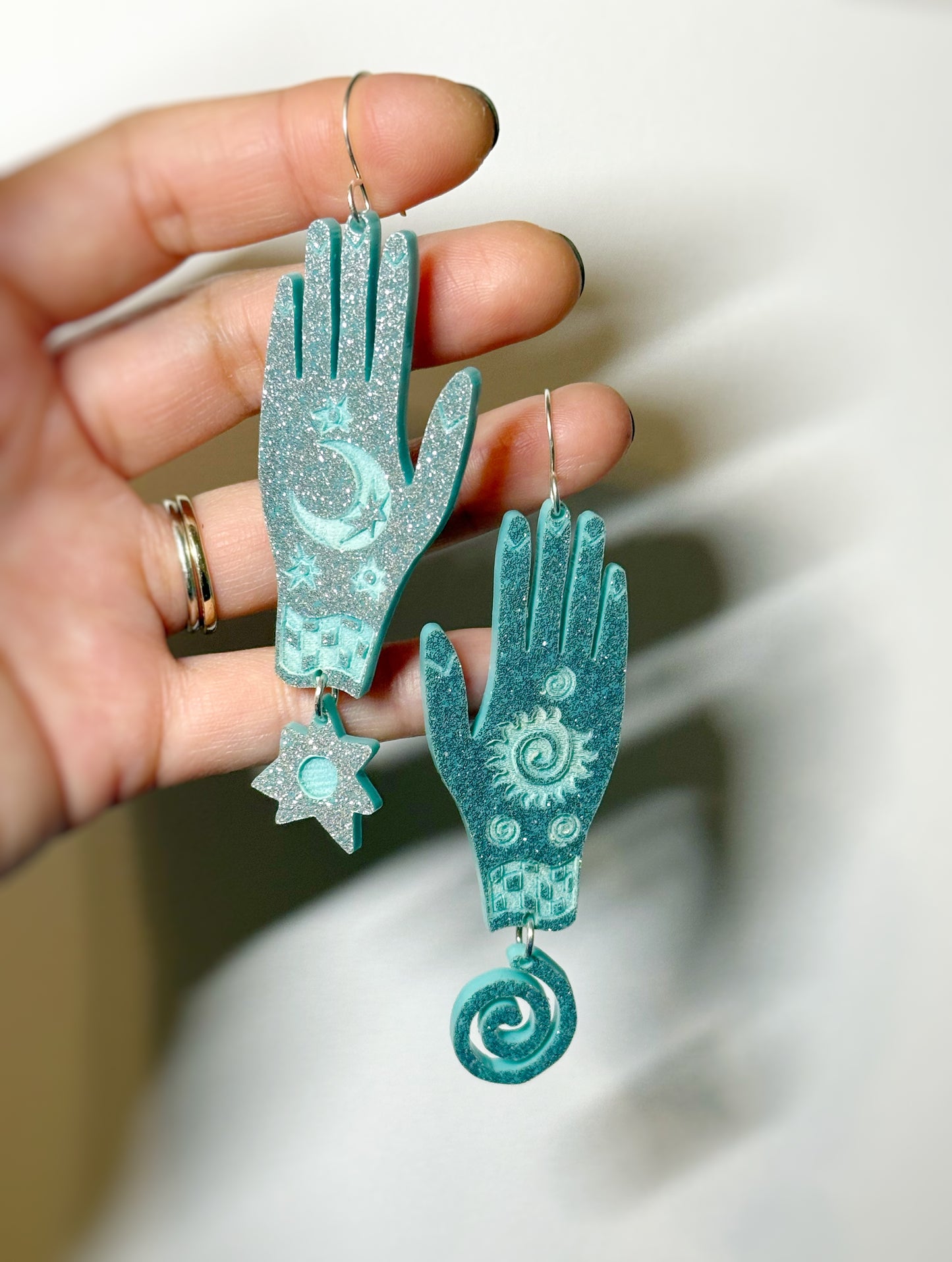 Sun & Moon Mound Hands