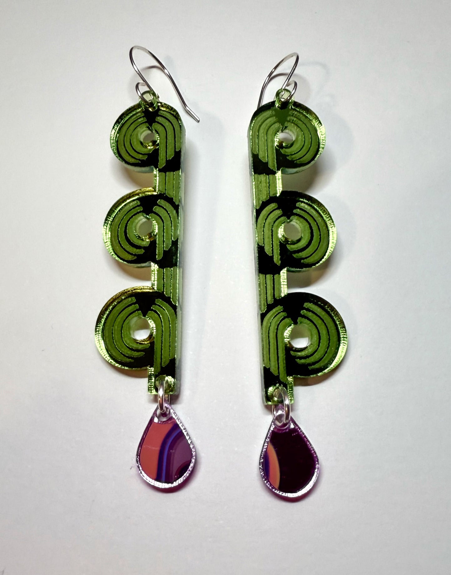 Green Lavender Southeastern Water Desing in Iridescent