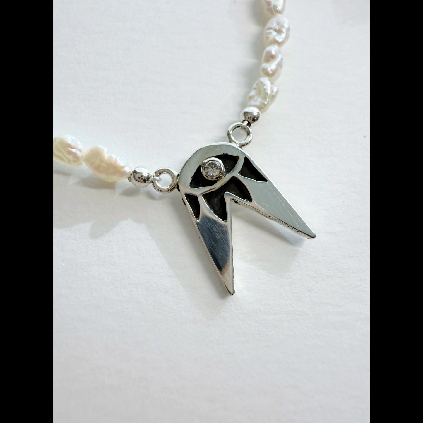 Woodpecker Forked Eye White Sapphire & Pearl