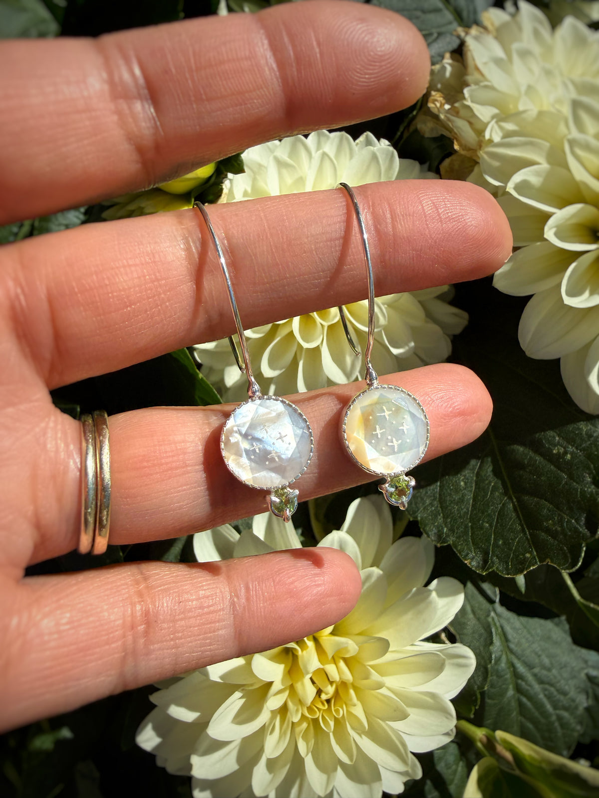 Etched Mother of Pearl Hoop Earrings with Peridot