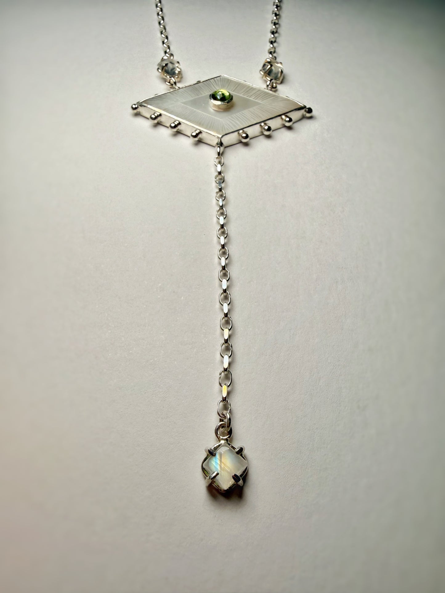 Etched Mother of Pearl, Peridot & Moonstone